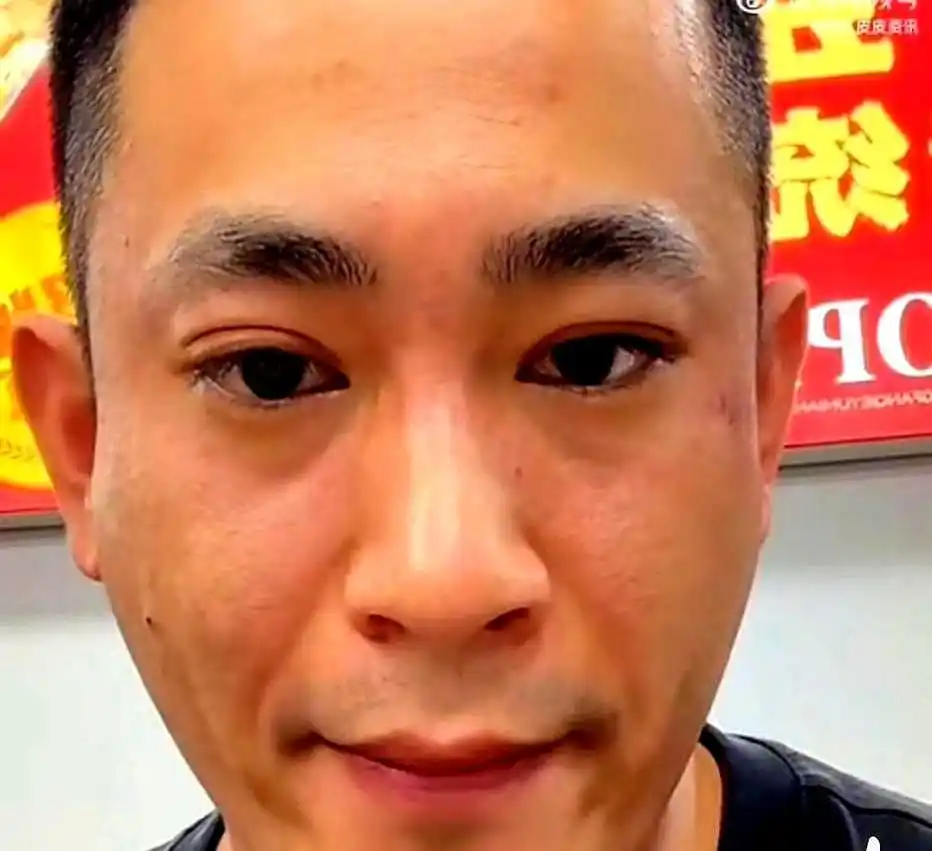辛巴20个嘉年华刷的不是钱是狗链！吴迪2000万粉丝却被抽成到吐血，想单飞？6万块礼物就是警告，签了3年卖身契根本跑不掉
